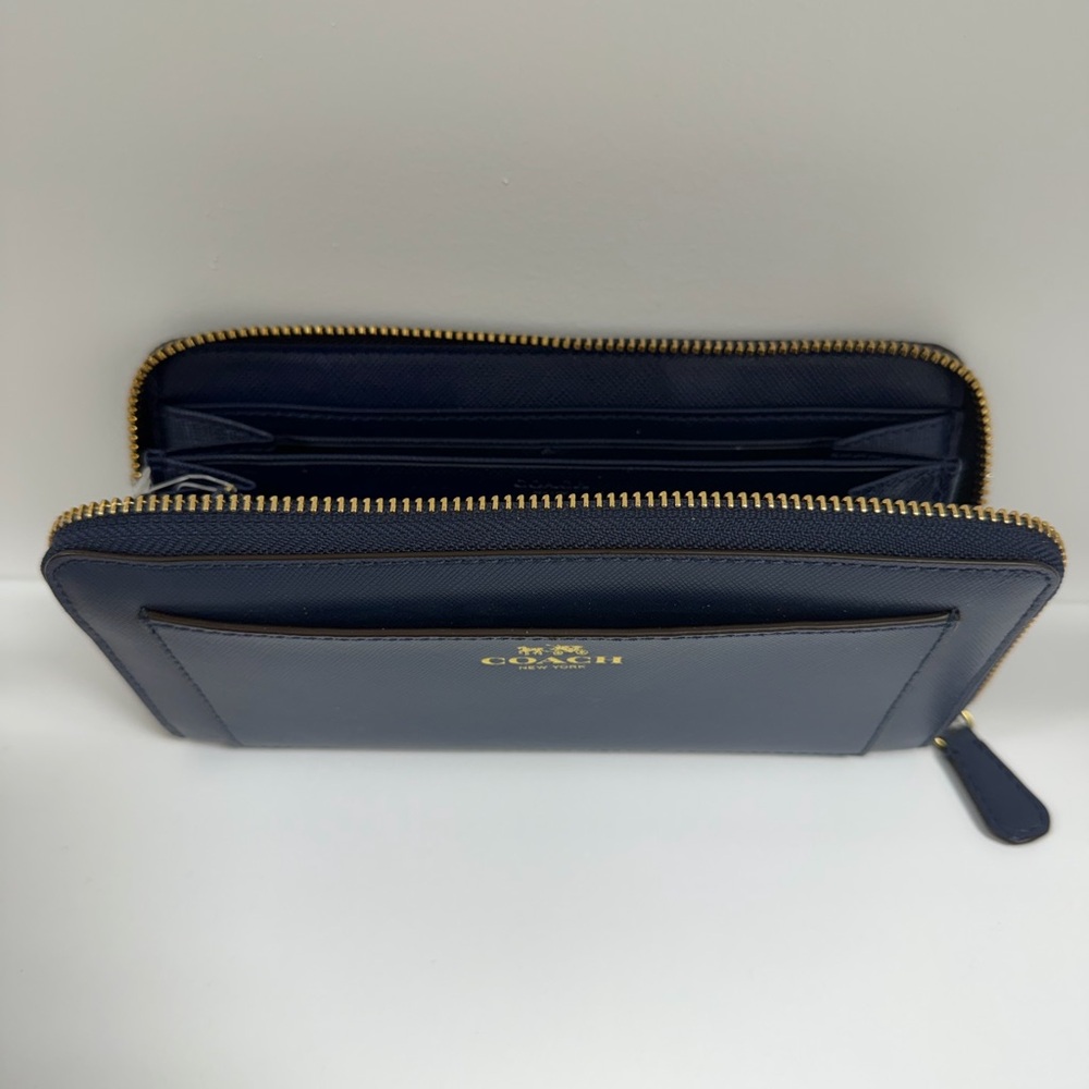 NWT Coach Navy Blue Wallet - Picture 4 of 6